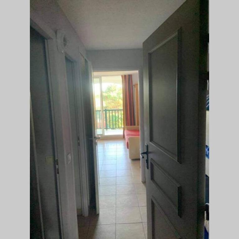 Studio lumineux idéalement situé (golf et plage). - Studio avec Terrasse - 11