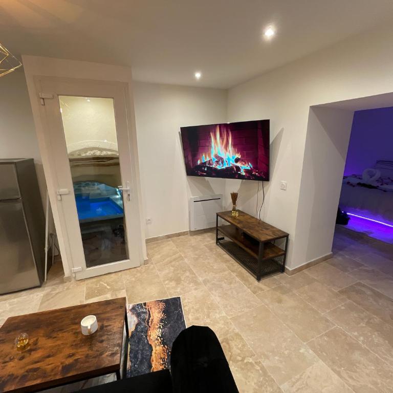 LE SPA INSOLITE DE MALAUCENE - Apartment mit 1 Schlafzimmer - 5