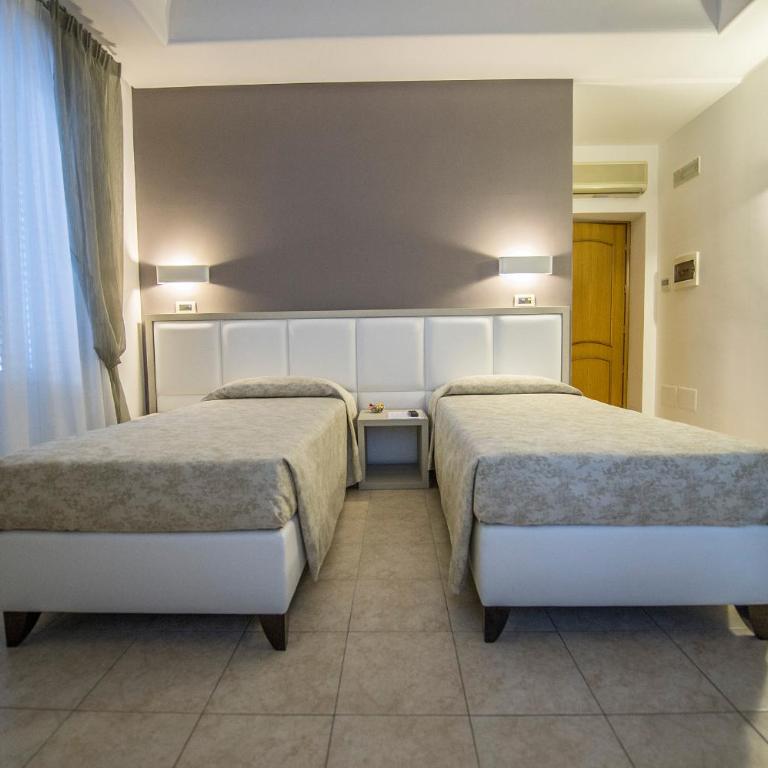 Artemisia Palace Hotel - Camera Classic Doppia con Letti Singoli - 2
