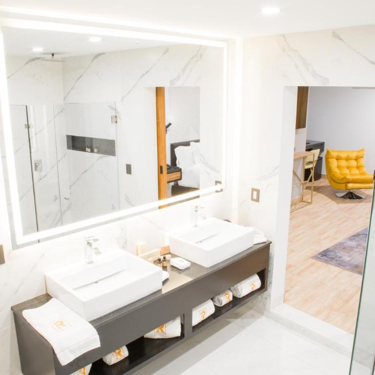 Ramë Hotel Boutique - Suite con piscina privada - 13