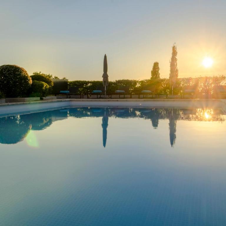 Maison Caroline - Villa 10 personnes avec piscine à 5km de Saint Tropez - Villa - 5