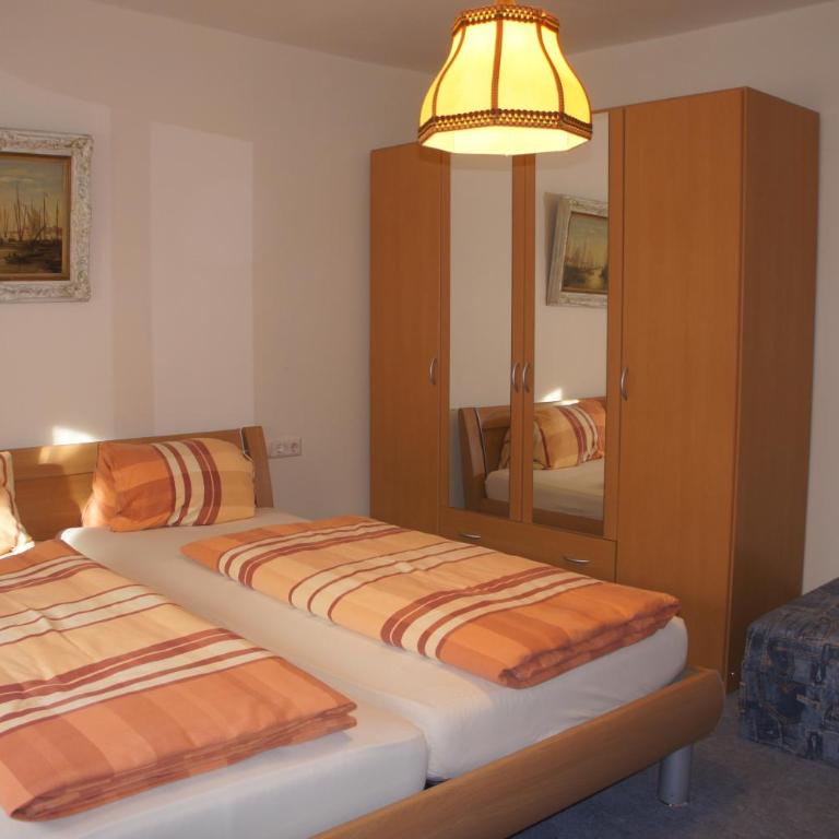 Appartementhaus Alpina - Appartamento con 2 Camere da Letto e Vista Giardino - 8