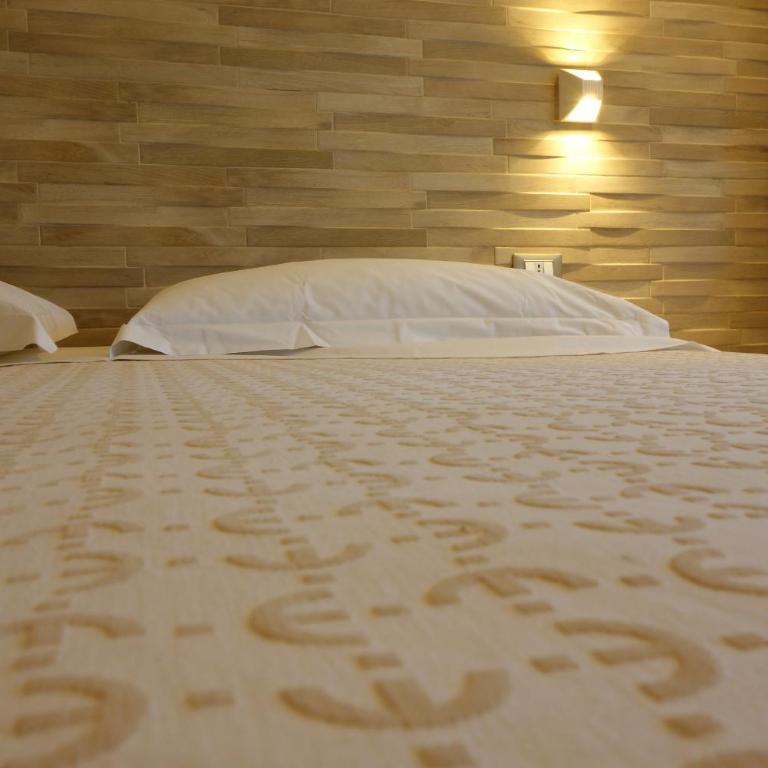 Euromotel Croce Bianca - Camera Tripla con Accesso Disabili - 1