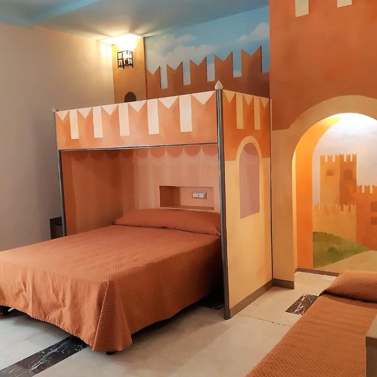 Euromotel Croce Bianca - Camera Familiare a Tema - 3