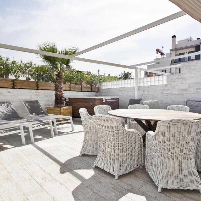 Sitges Spaces Mediterranean Apartments 4 Bedroom - Apartamento - 2
