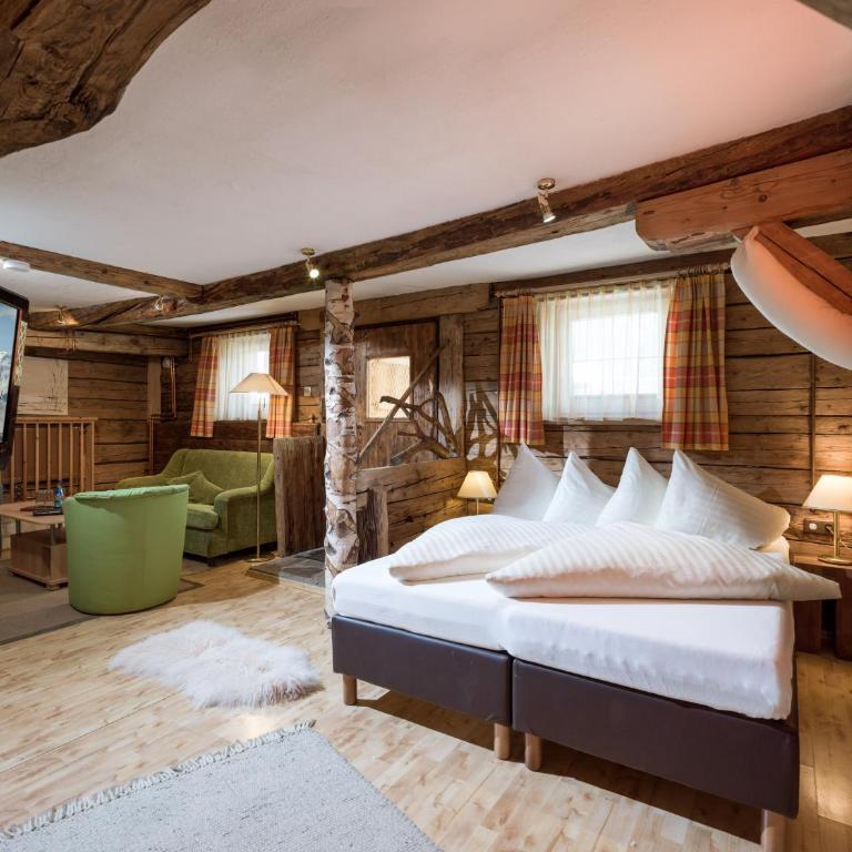 Alpin Family Resort Seetal - Deluxe Doppelzimmer - 2