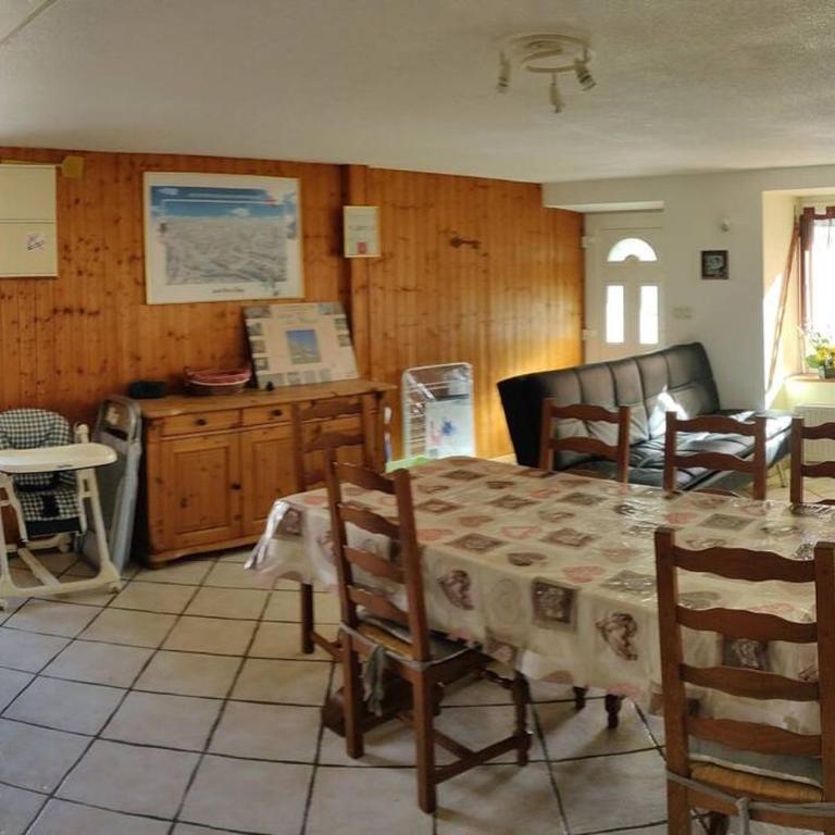 gîte chez patou et joel 2 à 6 personnes tarif modulable - Maison 3 Chambres - 5