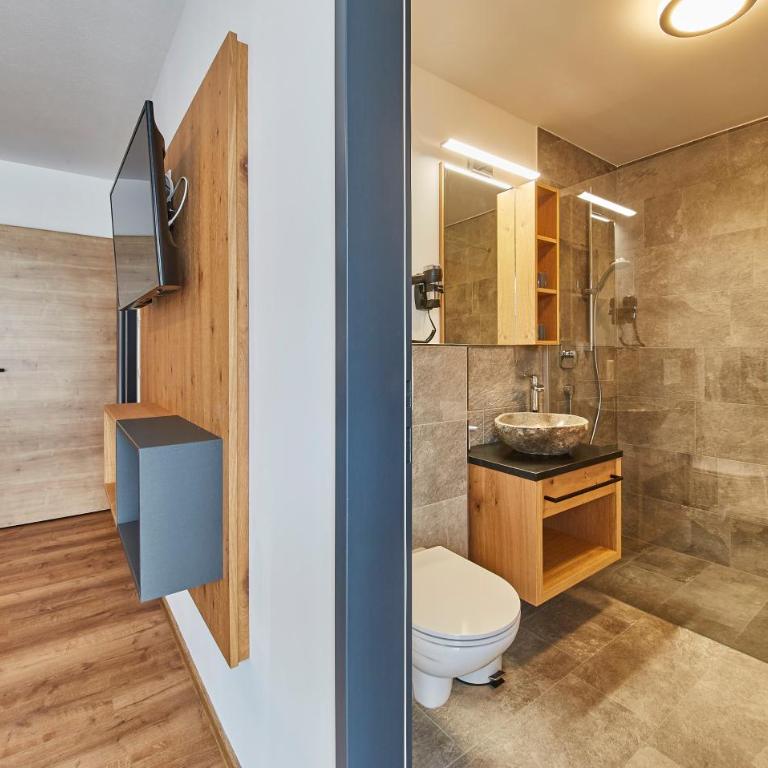 Wiesl Lodge Saalbach - Apartment mit 5 Schlafzimmern, Balkon und Sauna - 14