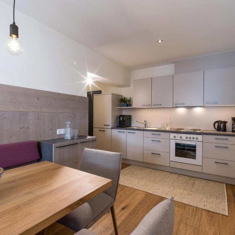 Hotel-Appartement Ferienhof - Apartment mit Balkon - 1