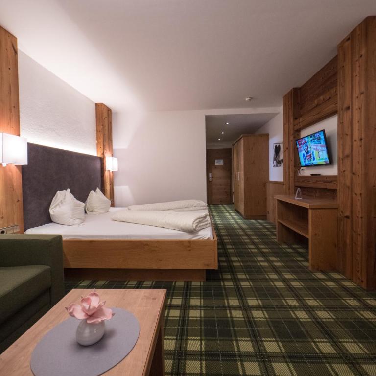 Hotel Alphof Alpbach - Deluxe Doppelzimmer "Bergidyll" mit Balkon - 6