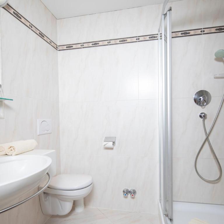 Hotel Alphof Alpbach - Classic Doppelzimmer mit Balkon - 6