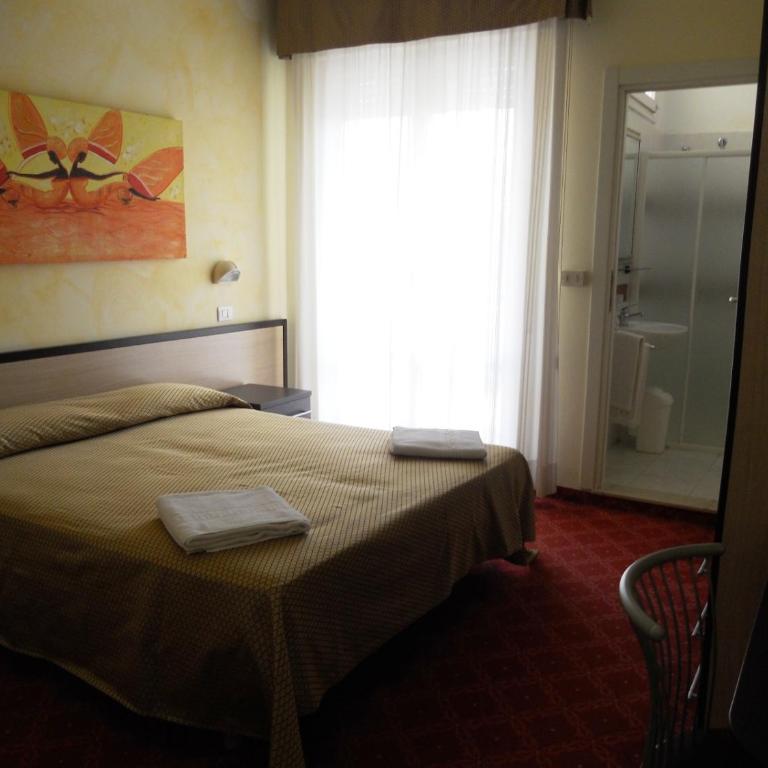 Hotel Ori - Camera Quadrupla con Balcone - 1