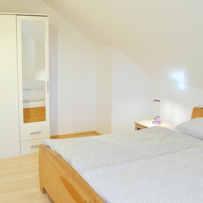 Ferienwohnungen Kres - Studio Apartment - 17