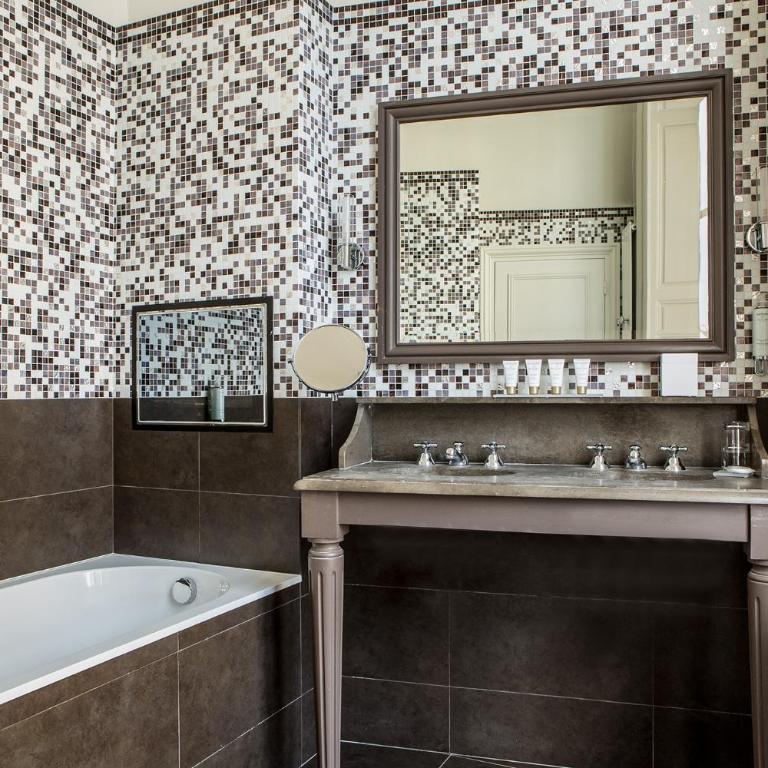 Hôtel Mansart - Esprit de France - Suite Junior Mansart - 10