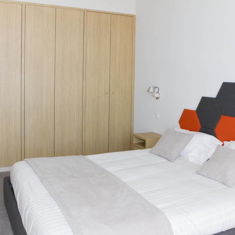 Bourquin Hotel - Lycée Hôtelier Christian Bourquin - Chambre Double - Vue sur Jardin - 4