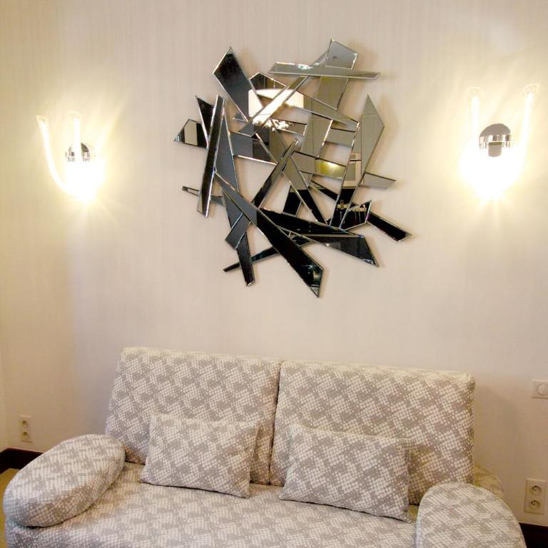 GOLDEN TULIP CANNES HOTEL de PARIS - Two-Bedroom Apartment at Villa Annette (hotel annex) - 11