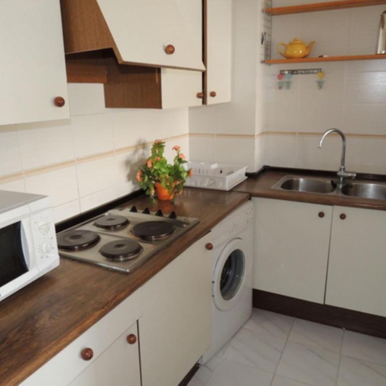 Jardins 3 4 1 2 Roses - Immo Barneda - Apartamento - 6