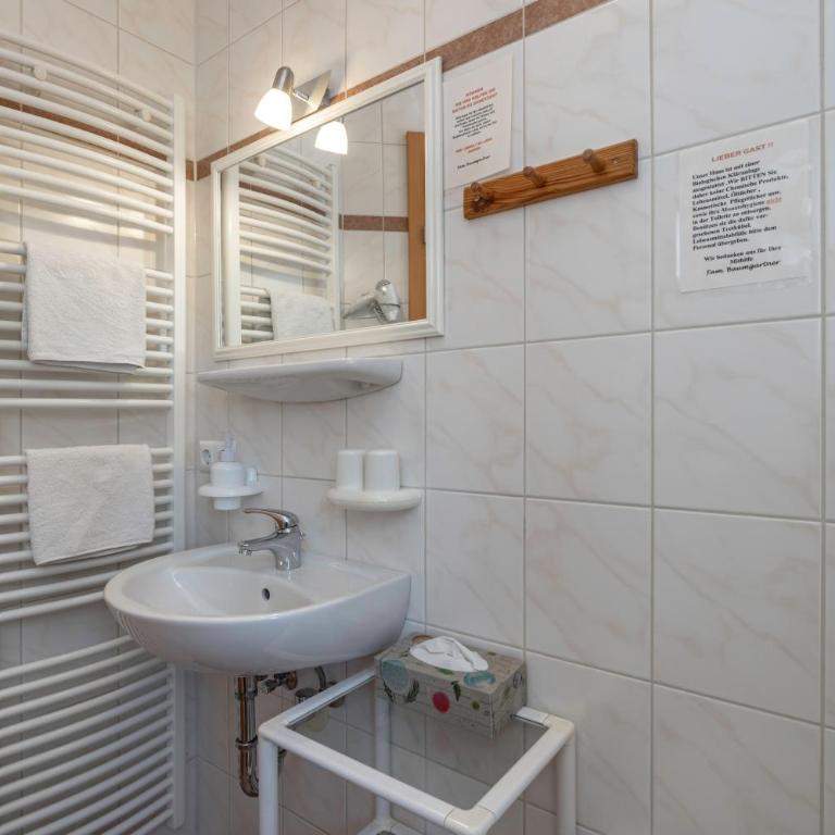 Pension Bauernhof Baumgartner Stanahof - Standard Doppelzimmer - 1