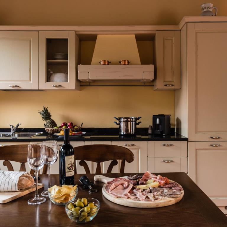 Tenuta Guinigi Antico Borgo di Matraia - Exclusive Holidays apartments & Pool - Appartamento Standard con 2 Camere da Letto - 11