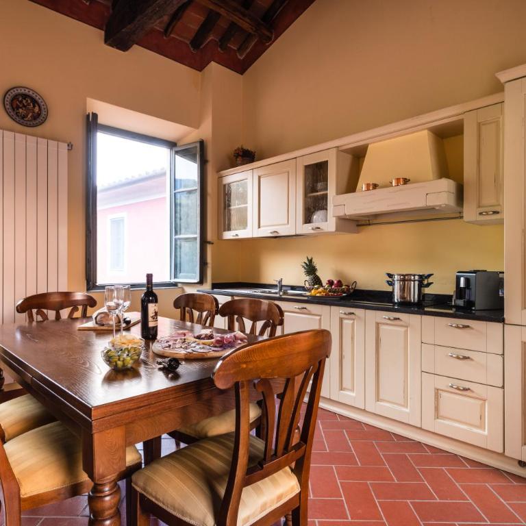 Tenuta Guinigi Antico Borgo di Matraia - Exclusive Holidays apartments & Pool - Appartamento Standard con 2 Camere da Letto - 10