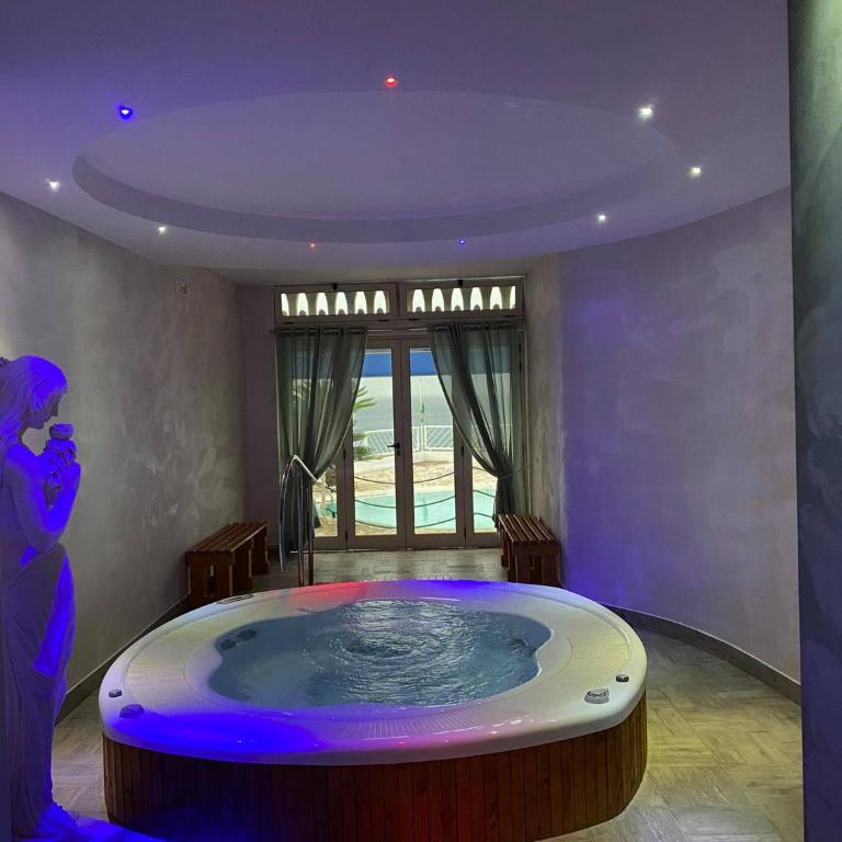 La Porta del Mare - Suite con Vasca Idromassaggio - 5