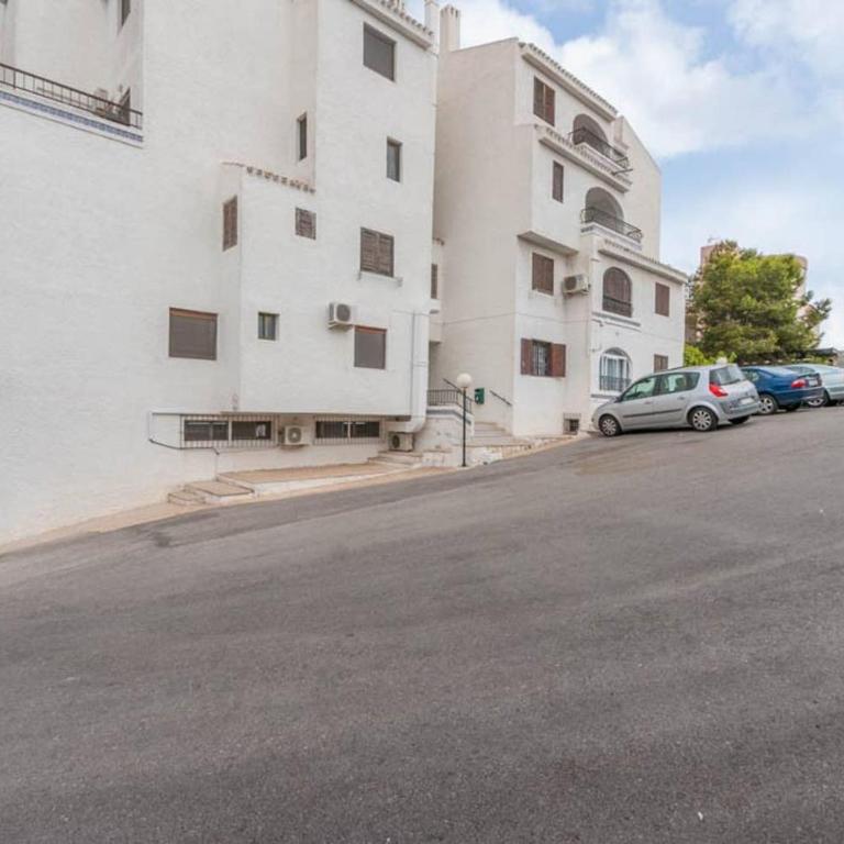 Playa Flamenca Splendid apartment on the beach - Three-Bedroom Apartment - 8