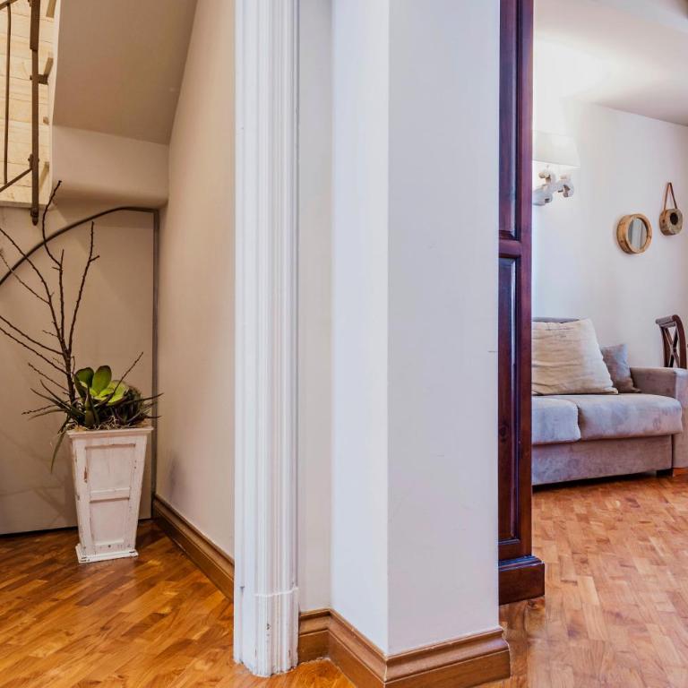 Ferrini Home - Residence 150 - Deluxe Two-Bedroom Apartment - 14