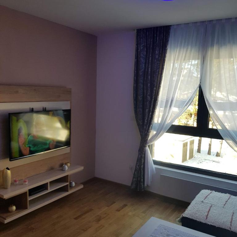 Fenix - One-Bedroom Apartment - 9