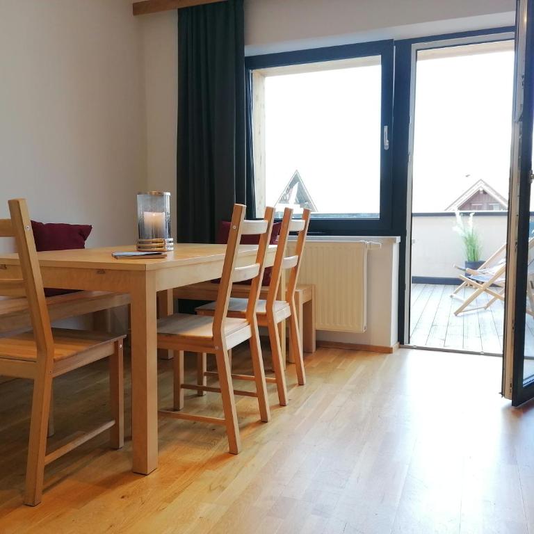 Mo's Apartments - Apartment mit 2 Schlafzimmern und Terrasse (4-6 Erwachsene) - 10