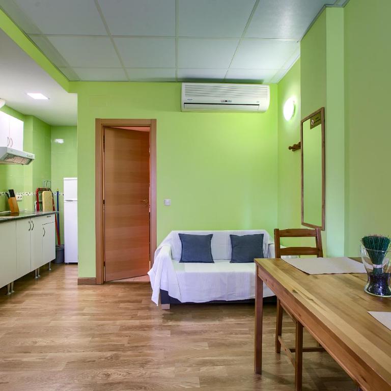 Apartamentos Barajas - Studio - 3