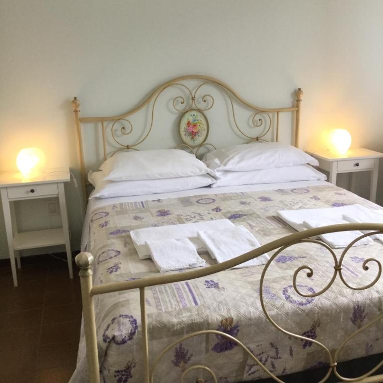 B&B Cherry En Rose - 2 Camere Matrimoniali Comunicanti con Vista Lago - 4