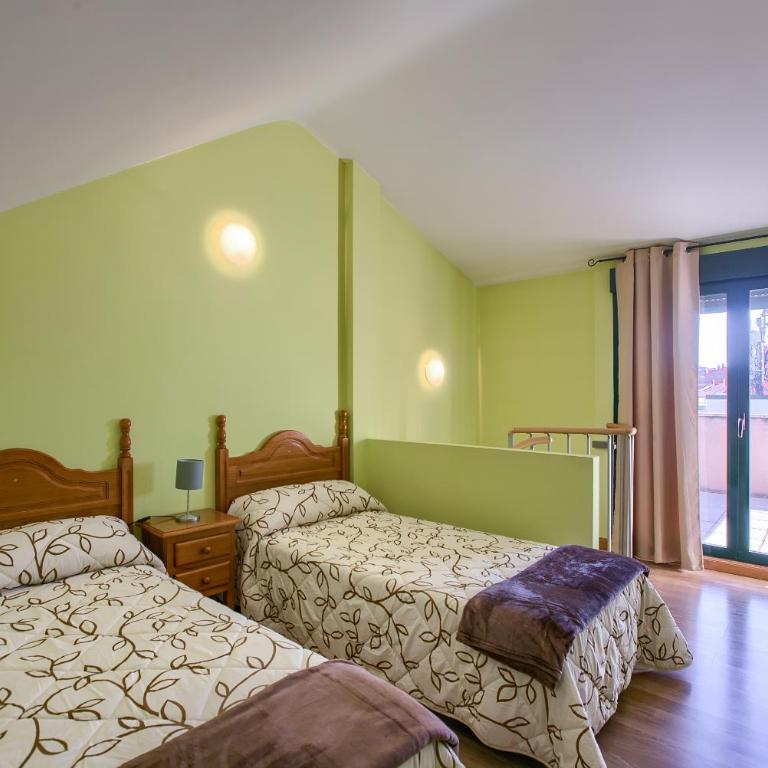 Apartamentos Barajas - One-Bedroom Apartment with Terrace - 13