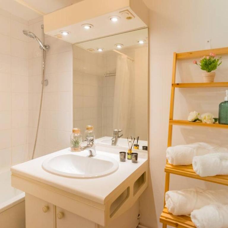 Lille hyper- centre, studio cosy entre 2 gares - Studio - 26