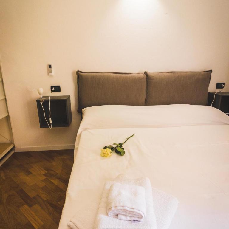 GetTheKey S.Felice Suites - Studio with Terrace - 10