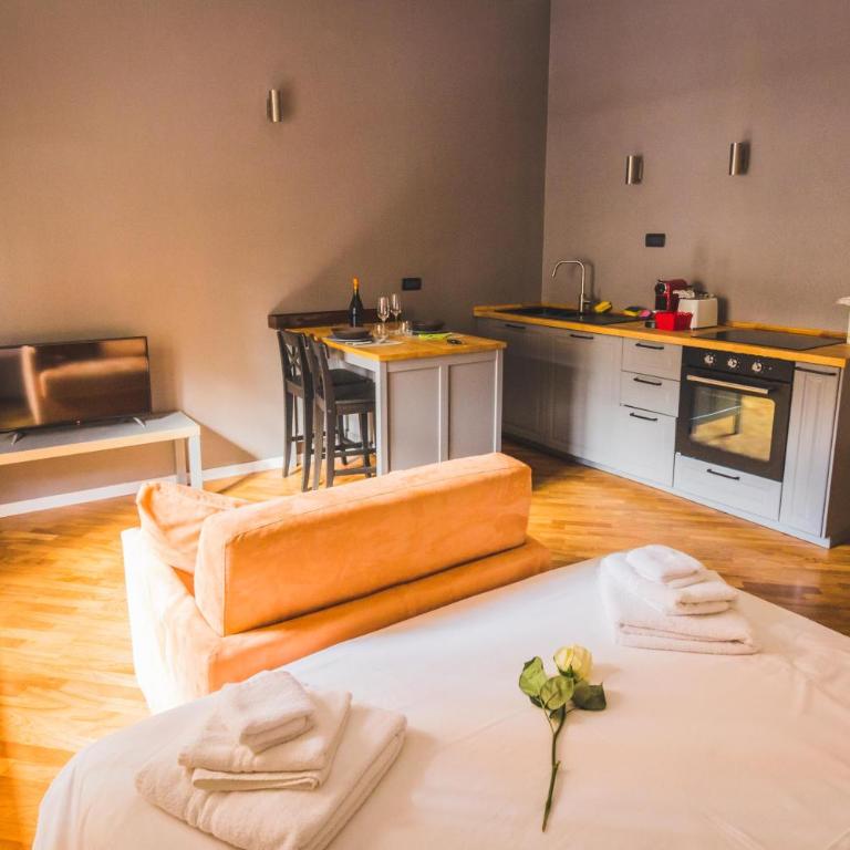 GetTheKey S.Felice Suites - Studio with Terrace - 5