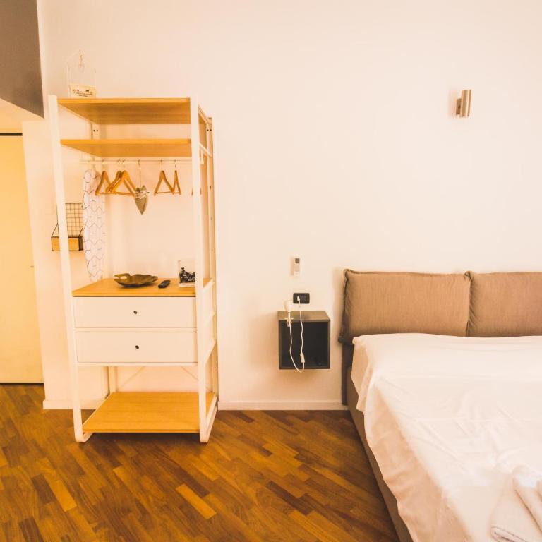GetTheKey S.Felice Suites - Studio with Terrace - 11