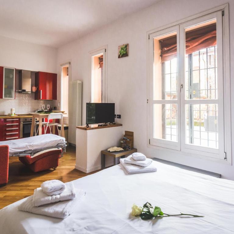 GetTheKey S.Felice Suites - Studio with Terrace - 5