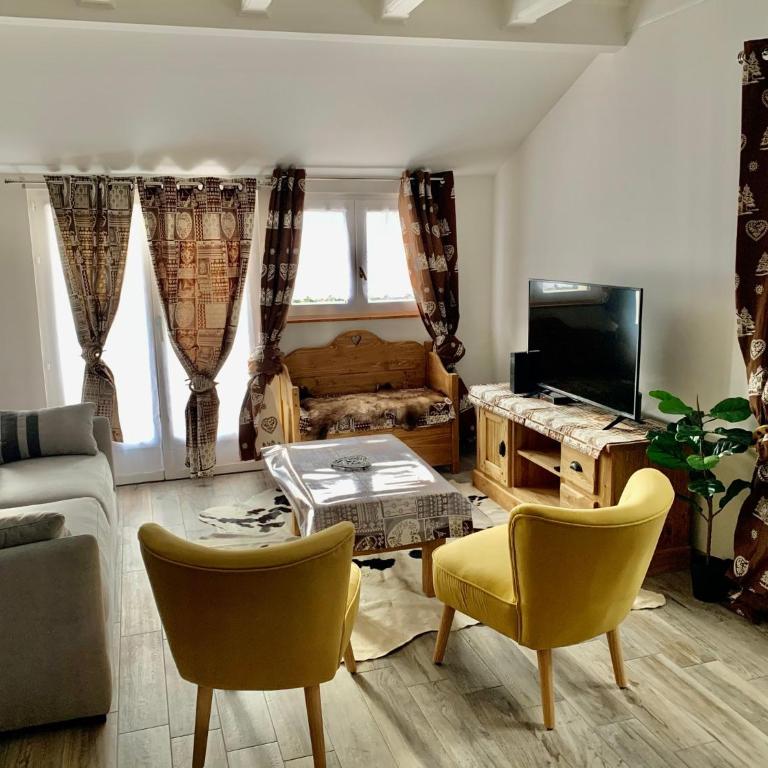 Veyrier-du-Lac ANNECY proche plage 1Garage Terrasse vue lac Climatisation - Appartement 2 Chambres - 12