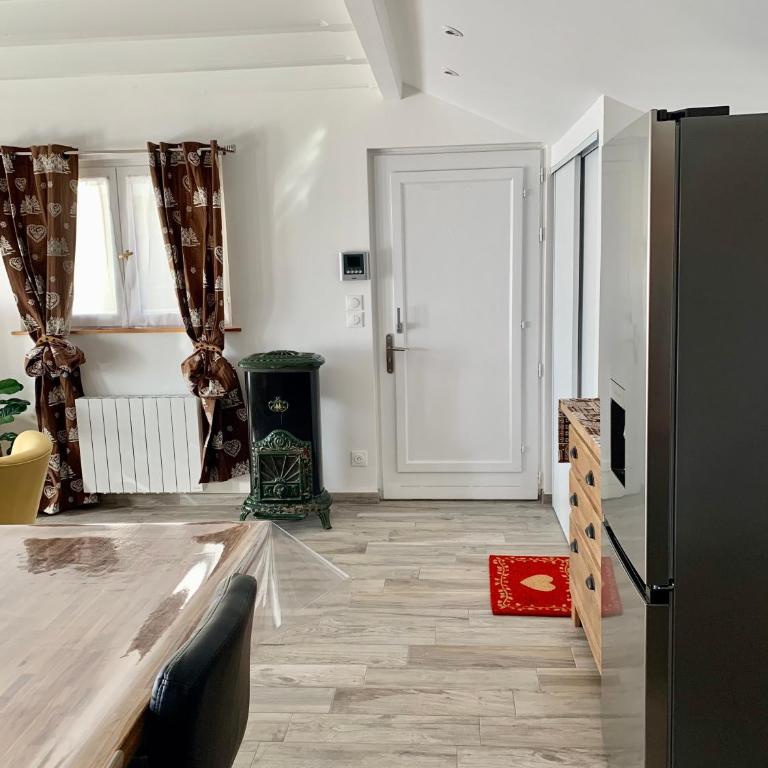 Veyrier-du-Lac ANNECY proche plage 1Garage Terrasse vue lac Climatisation - Appartement 2 Chambres - 18