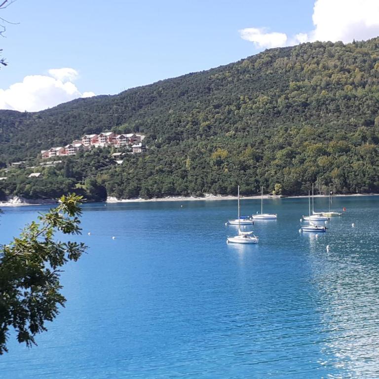 Vaste appartement 3 chambres - Vue exceptionnelle - Appartement - Vue sur Lac - 24
