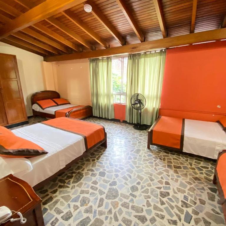 Hotel Tequendama - Habitación Familiar - 1