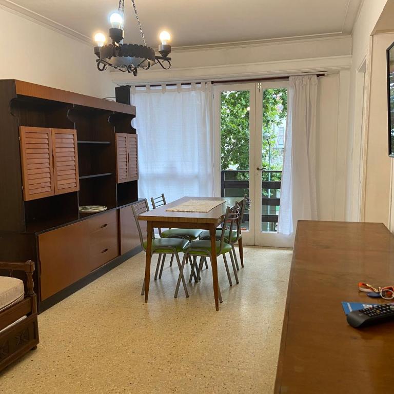 Departamento 2 ambientes cómodo y luminoso - Apartamento de 1 dormitorio - 2