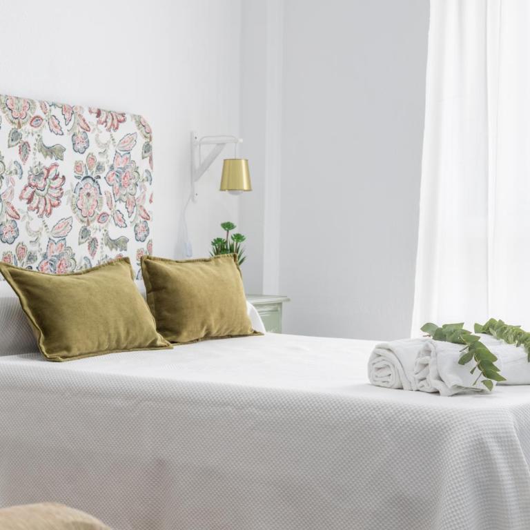Hotel Marhava - Habitación Doble Deluxe con balcón - 1