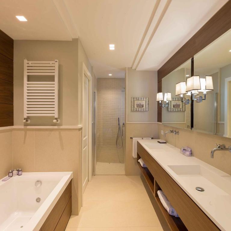 Hotel Lungomare - Suite with Front Sea View - 7