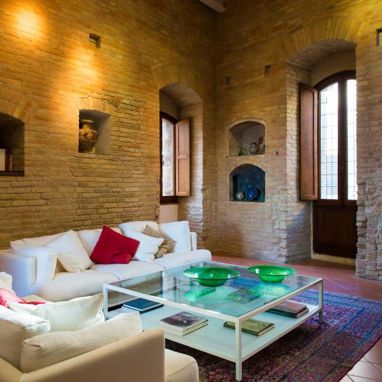 Zafferano Rooftop Terrace Tower House - Three-Bedroom Apartment - 37