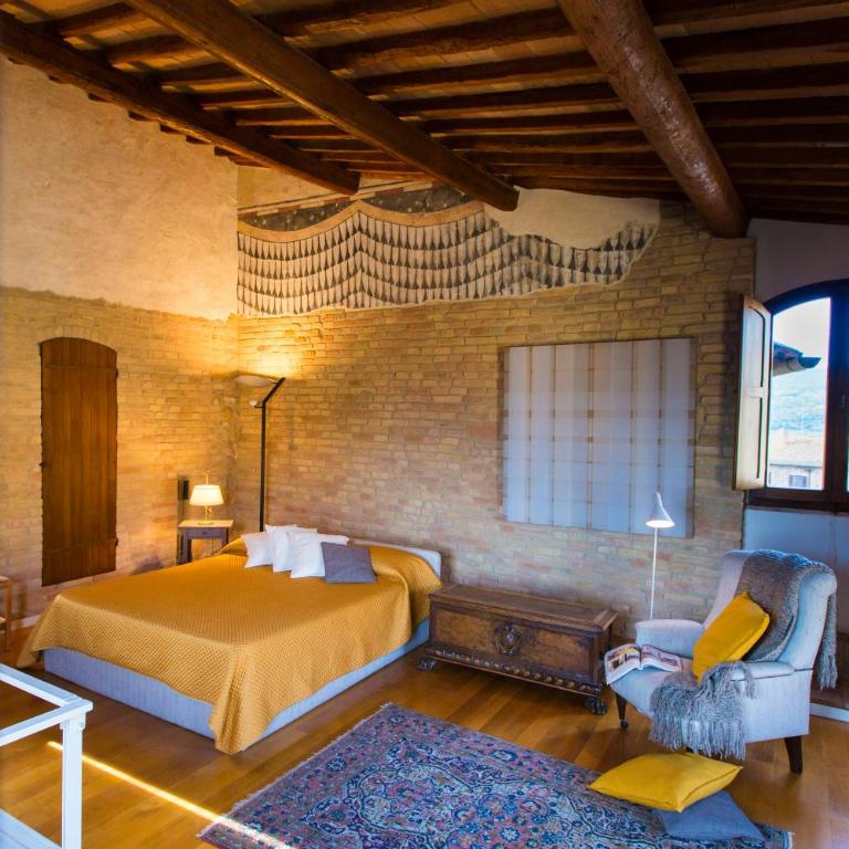 Zafferano Rooftop Terrace Tower House - Three-Bedroom Apartment - 4