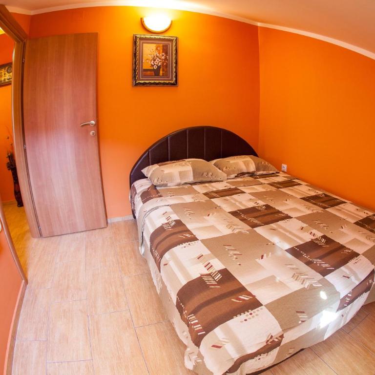 Piano apartments - One-Bedroom Apartment with Balcony - 36