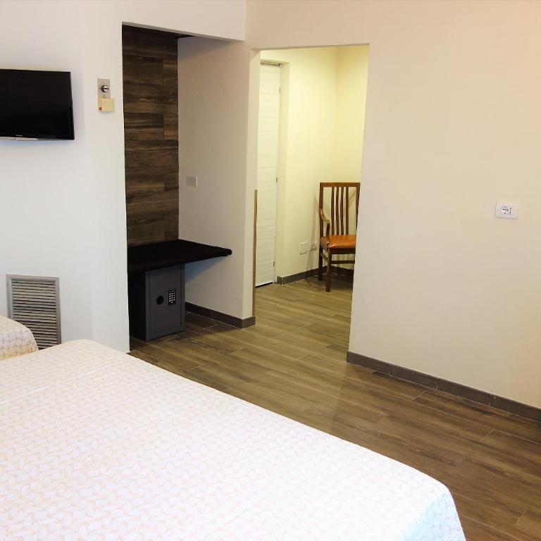Euromotel Croce Bianca - Camera Tripla con Accesso Disabili - 7