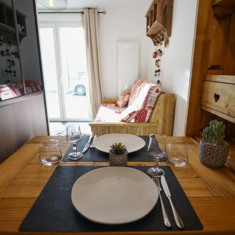 Le Petit Chalet - Studio Cosy à Lathuile pour 2 personnes - Studio - 2