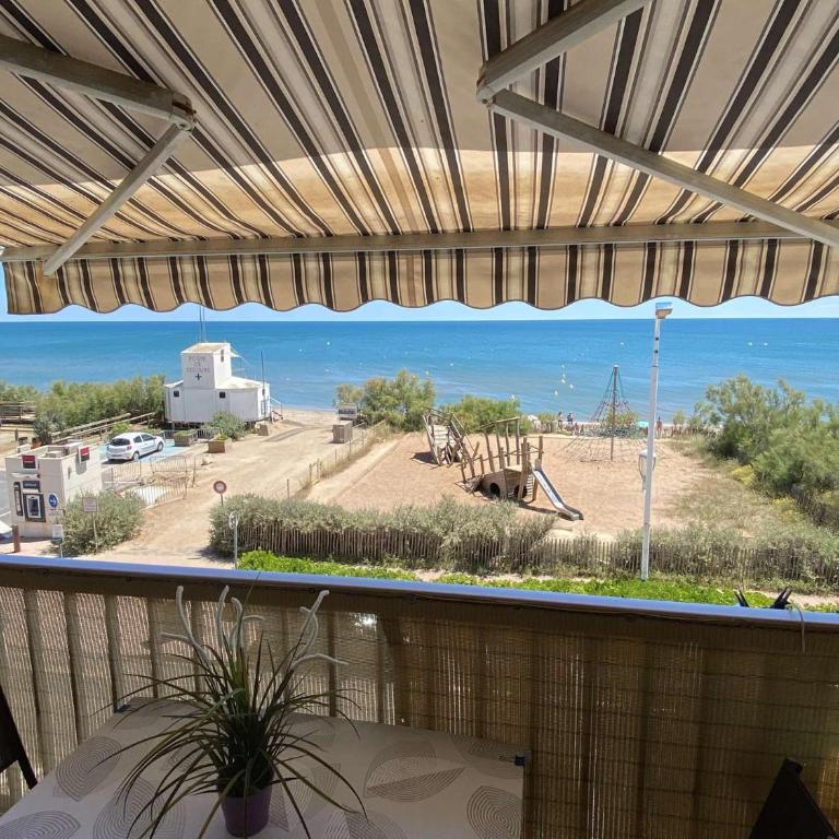 Studio climatise 2 couchages, Wifi, VUE MER directement à PORTIRAGNES PLAGE LXBFM10 - Studio Apartment with Sea View - 1